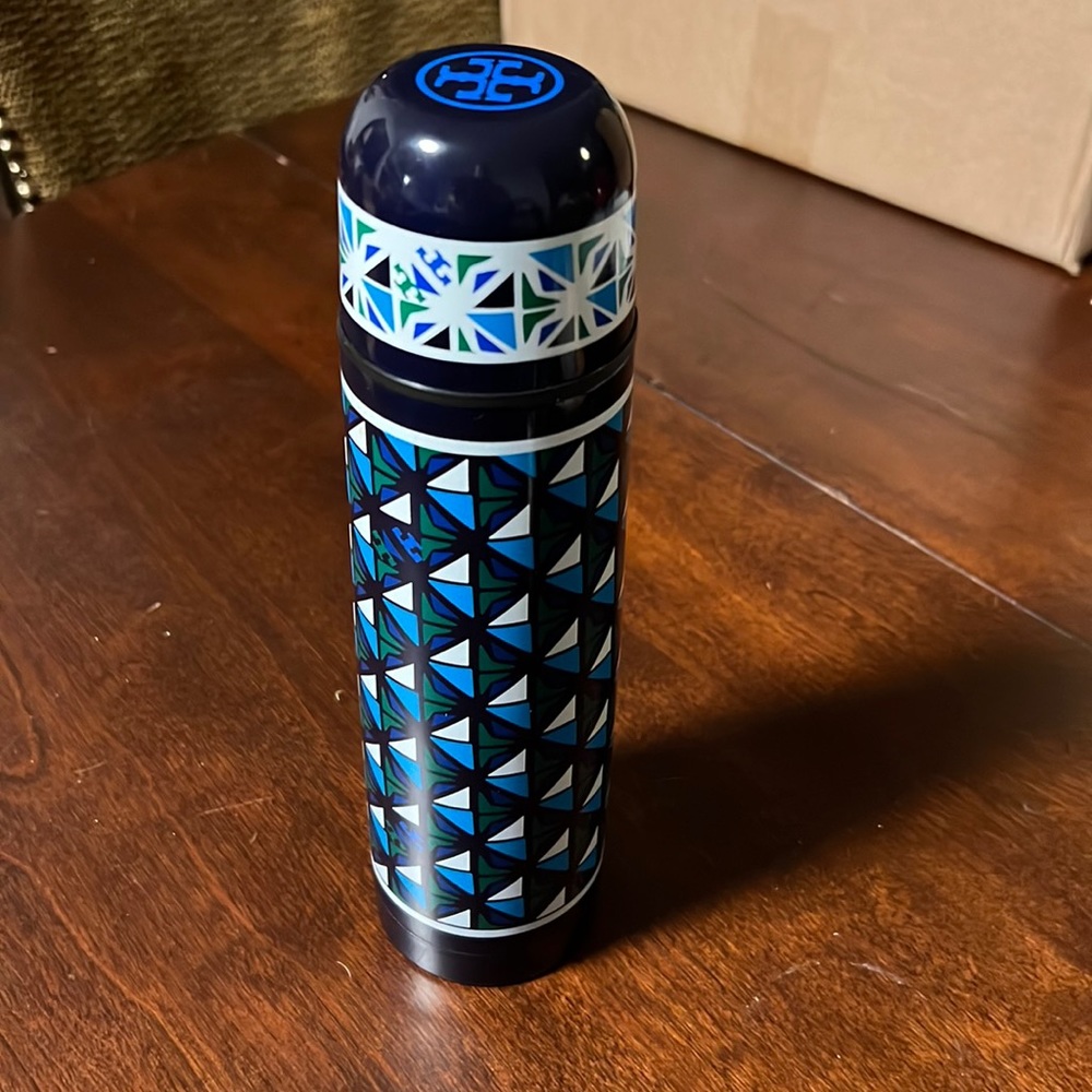 NWOT Tory Burch thermos.
